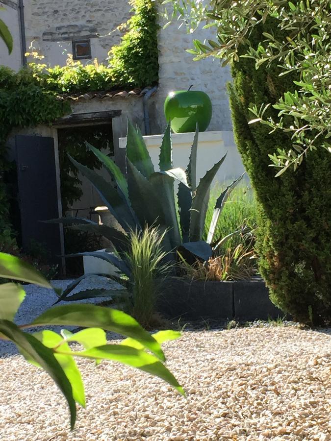 La Maison Du Baloir Thairé Buitenkant foto